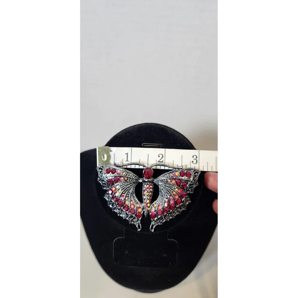 Butterfly Ruby Red Aurora Borealis Rhinestone Brooch‎ Silvertone Statement 3